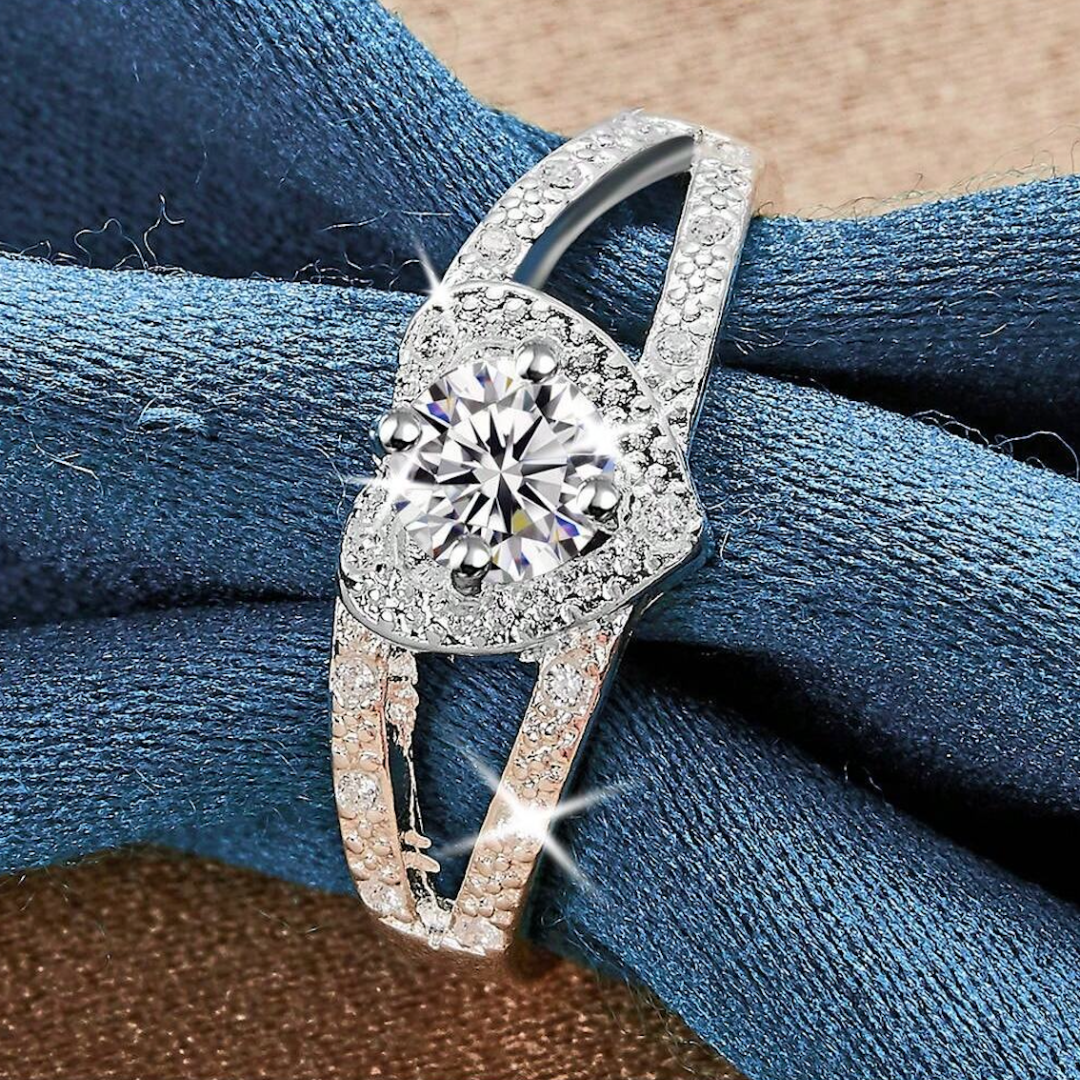 925 Sterling Silver Heart Cubic Zirconia Ring