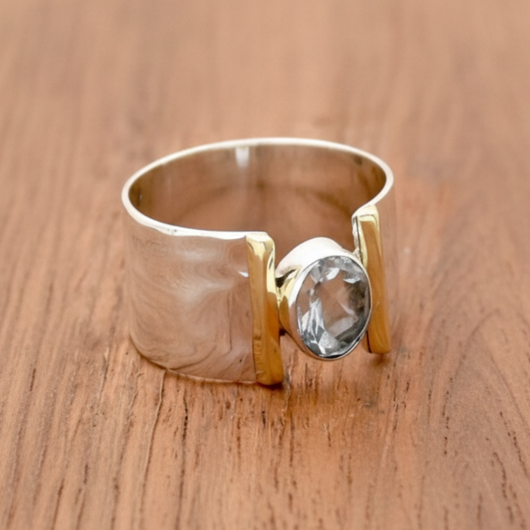 Silver-blue gemstone ring