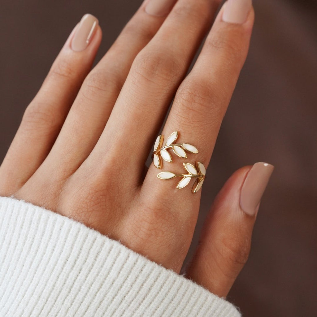 Selene - Gold Leaf Ring