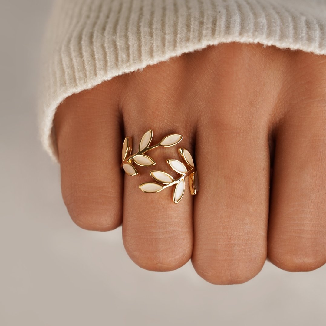 Selene - Gold Leaf Ring